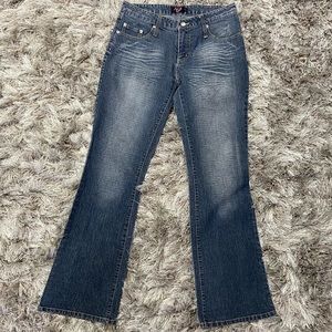 FWR Stretch Denim blue wash jeans, pocket yellow stitch detailing. Size 10. Used
